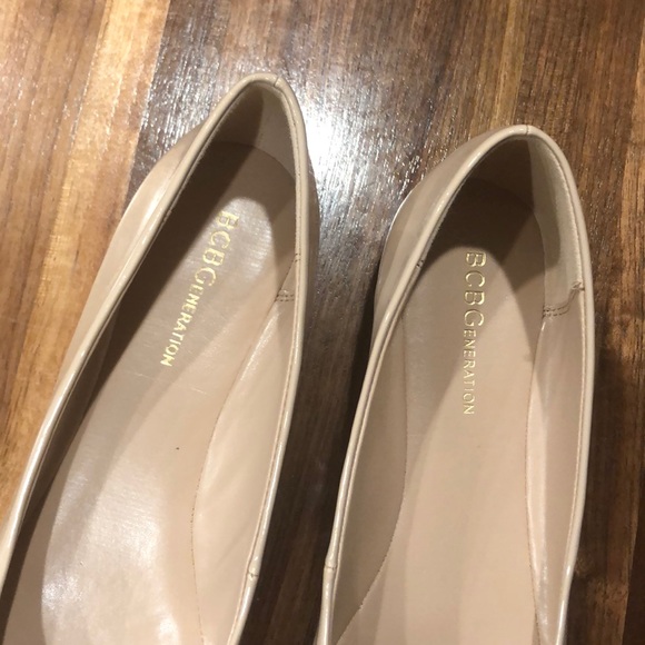 BCBG Nude Patent Flat - Size 9 - Picture 3 of 8